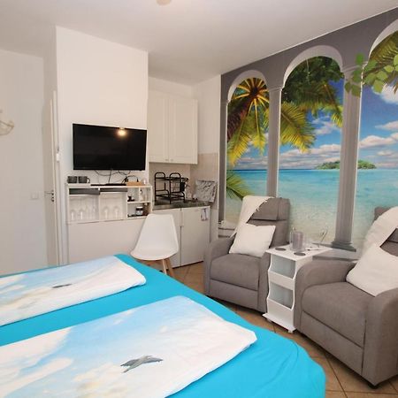 Blue Adria Suites Poreč Extérieur photo