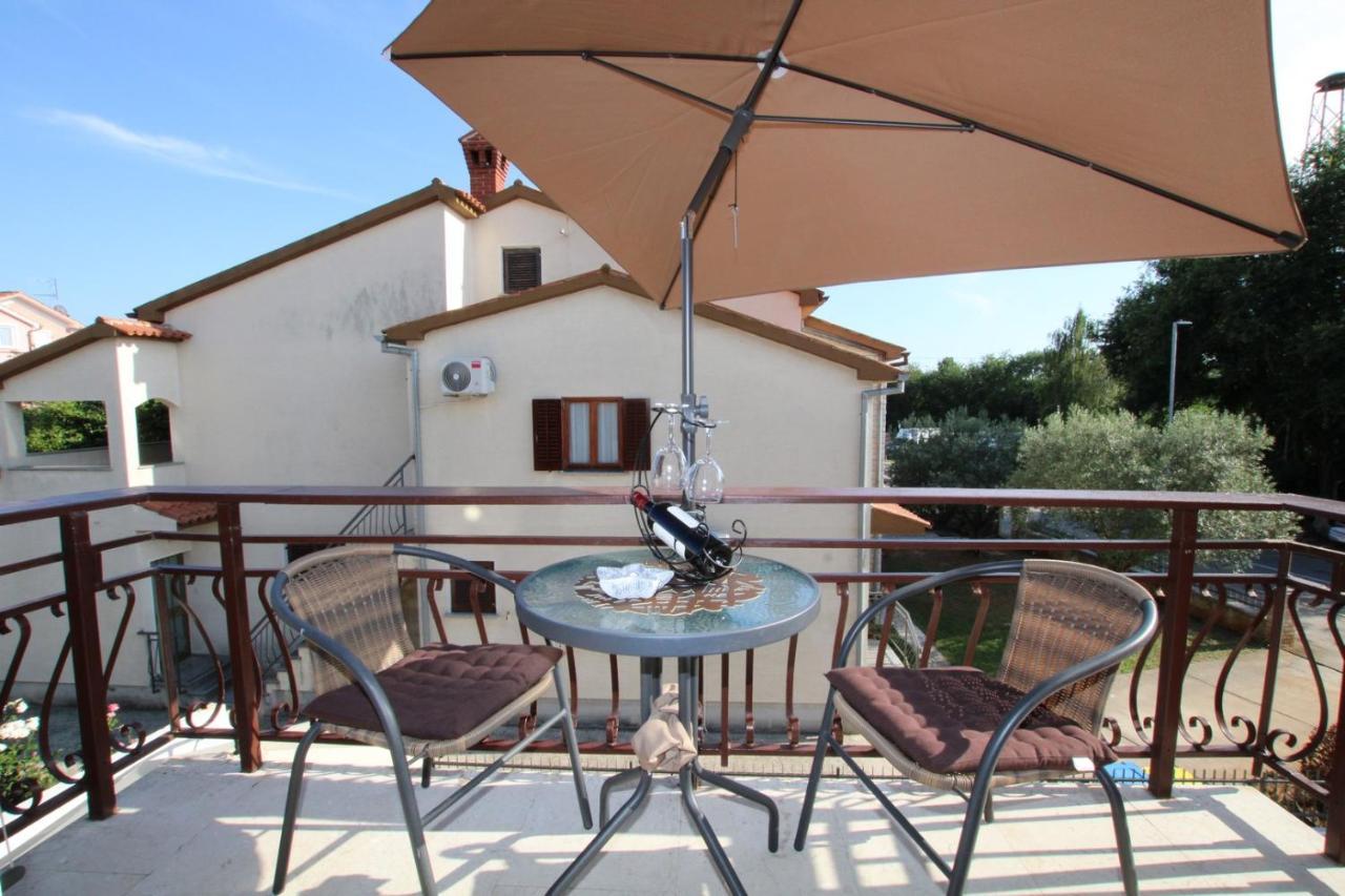 Blue Adria Suites Poreč Extérieur photo